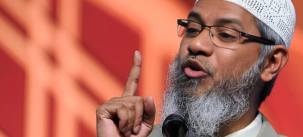 Dr. Zakir Naik criticises Pakistan for backlash after walking off stage