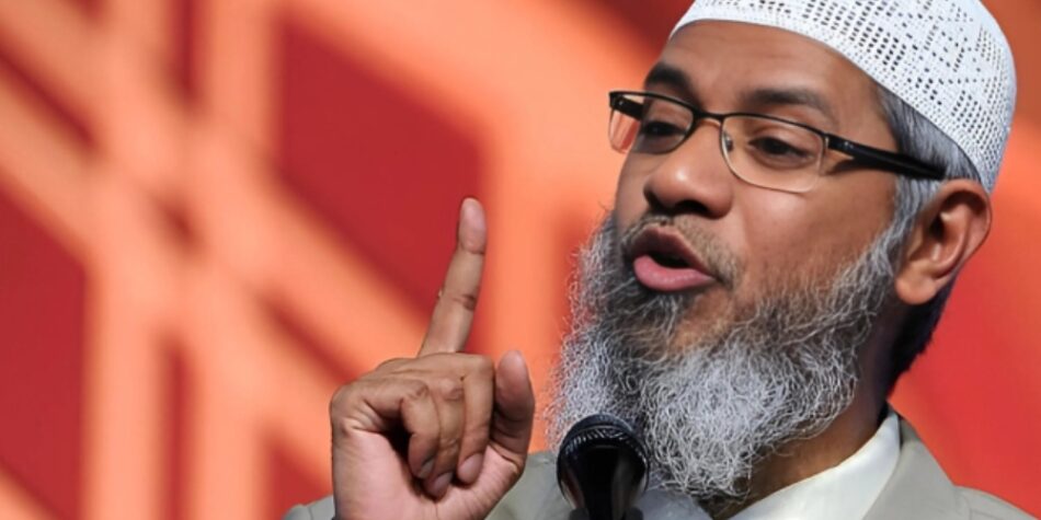 Dr. Zakir Naik criticises Pakistan for backlash after walking off stage