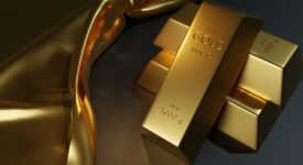 Gold prices decrease in international and local markets