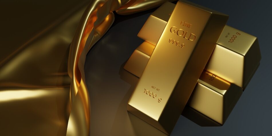 Gold prices decrease in international and local markets