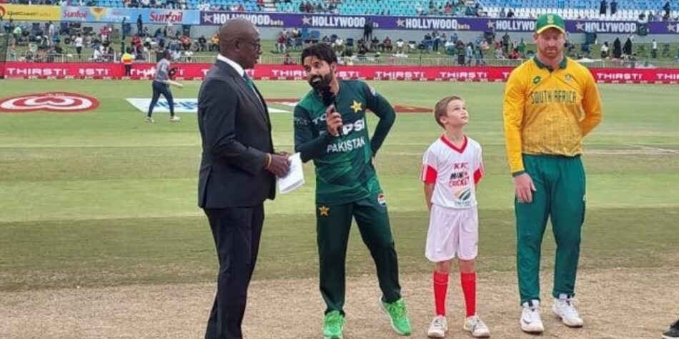 South Africa opt to bat first in opening T20I against Pakistan