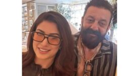 Mehwish Hayat and Sanjay Dutt’s Selfie