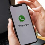 WhatsApp introduces new in-app document scanning feature